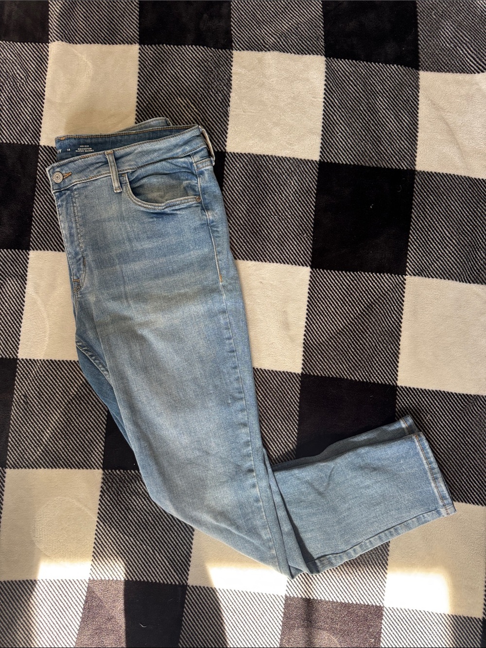 Women's Old Navy Rockstar Super Skinny Jeans